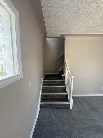 20470 Kentucky Street, Detroit, MI 48221