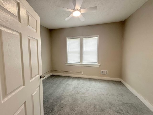 20470 Kentucky Street, Detroit, MI 48221