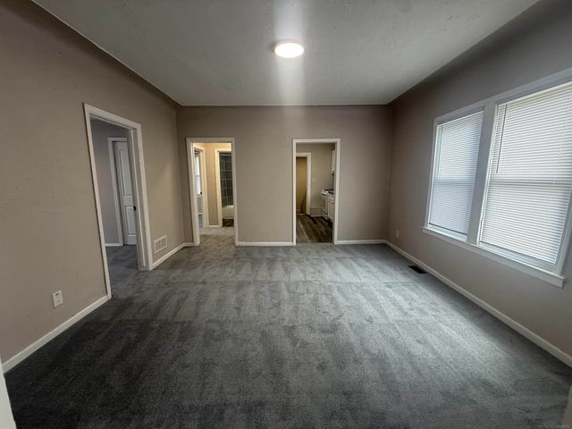 20470 Kentucky Street, Detroit, MI 48221