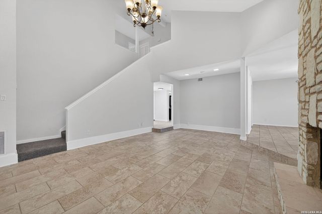 8547 Echo Creek, San Antonio, TX 78240