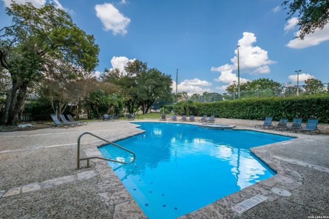 8547 Echo Creek, San Antonio, TX 78240