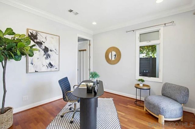 2025 Frankfort, San Diego, CA 92110