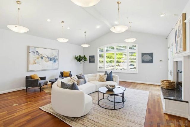 2025 Frankfort, San Diego, CA 92110