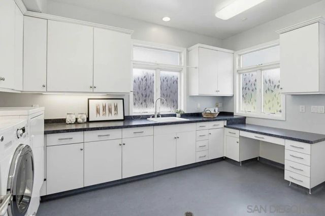 2025 Frankfort, San Diego, CA 92110
