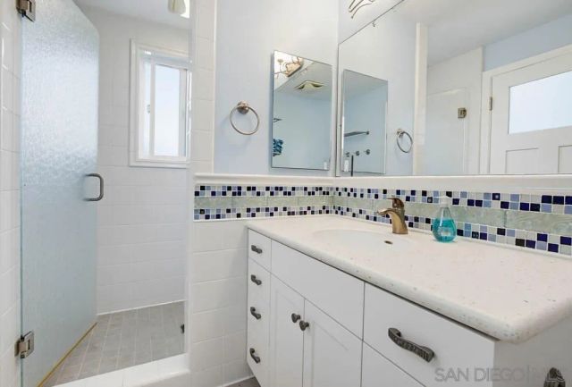 2025 Frankfort, San Diego, CA 92110