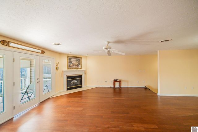 106 Treetops, Benton, KY 42025