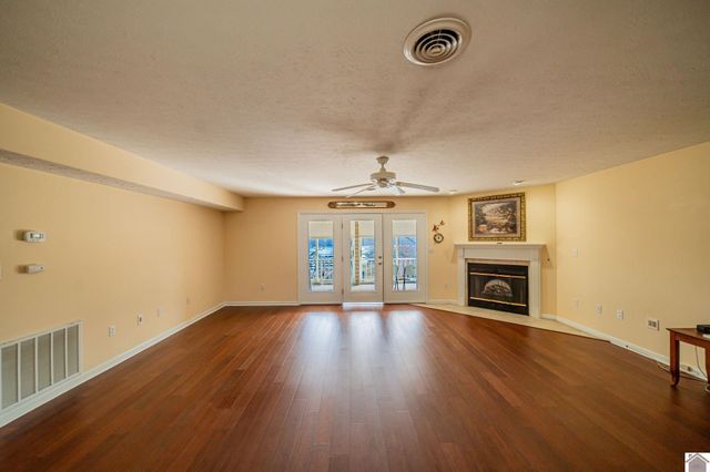 106 Treetops, Benton, KY 42025