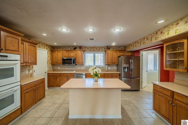 106 Treetops, Benton, KY 42025