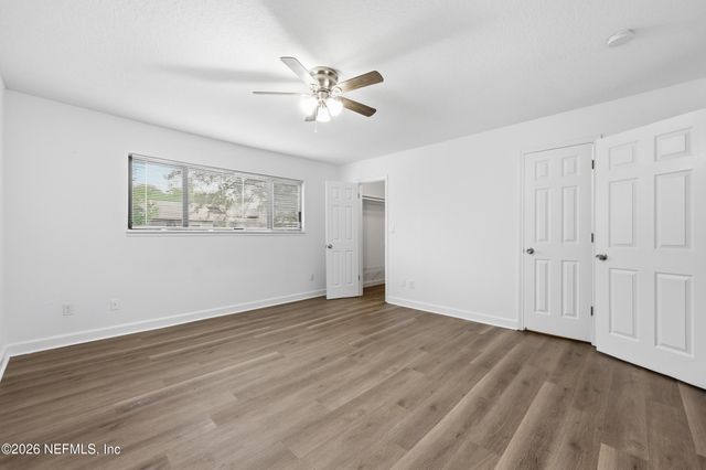 8201 SUTTON Place N, Jacksonville, FL 32217