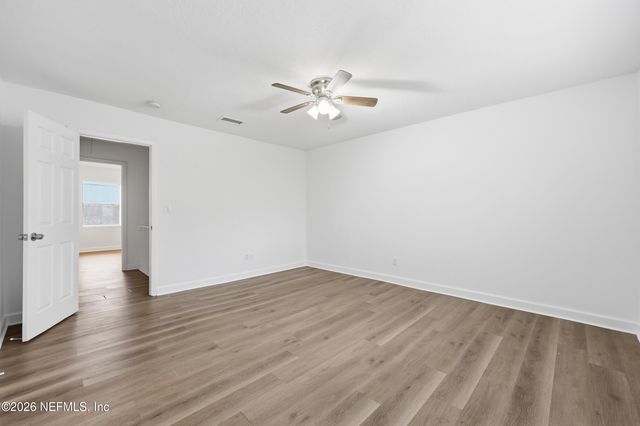 8201 SUTTON Place N, Jacksonville, FL 32217