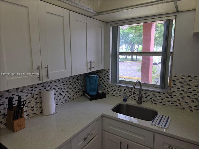 3071 E Sunrise Lakes Drive 107, Sunrise, FL 33322