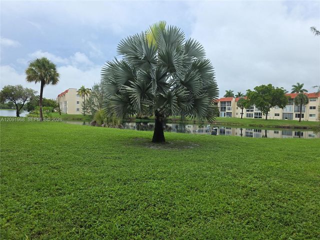 3071 E Sunrise Lakes Drive 107, Sunrise, FL 33322