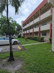 3071 E Sunrise Lakes Drive 107, Sunrise, FL 33322