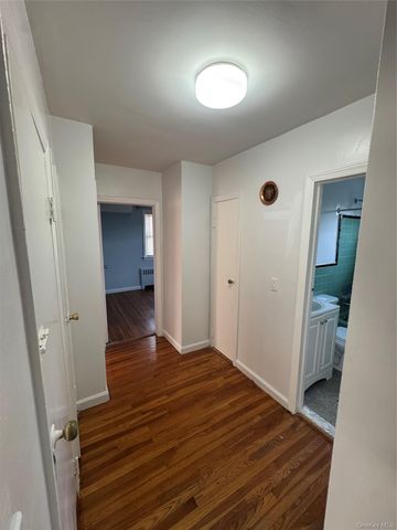 65 Hunts Bridge Road, Yonkers, NY 10704