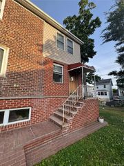 65 Hunts Bridge Road, Yonkers, NY 10704