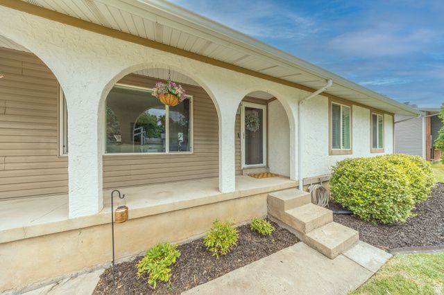 3082 W 5500 S, Roy, UT 84067