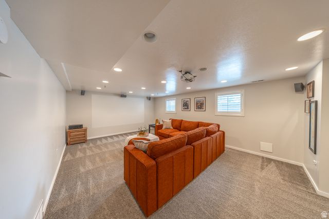 3082 W 5500 S, Roy, UT 84067