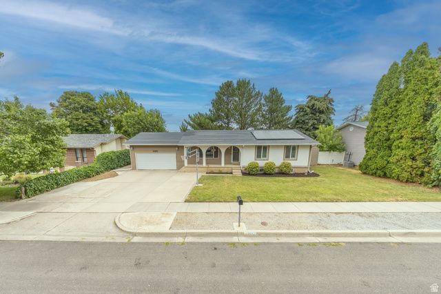 3082 W 5500 S, Roy, UT 84067