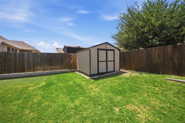 2105 Stoney Gorge, Fort Worth, TX 76177