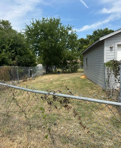 755 W Grubb Drive, Mesquite, TX 75149