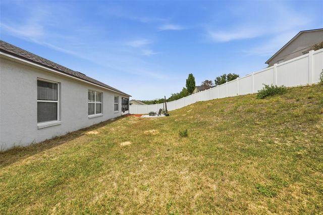 812 SHORE BREEZE WAY, Minneola, FL 34715