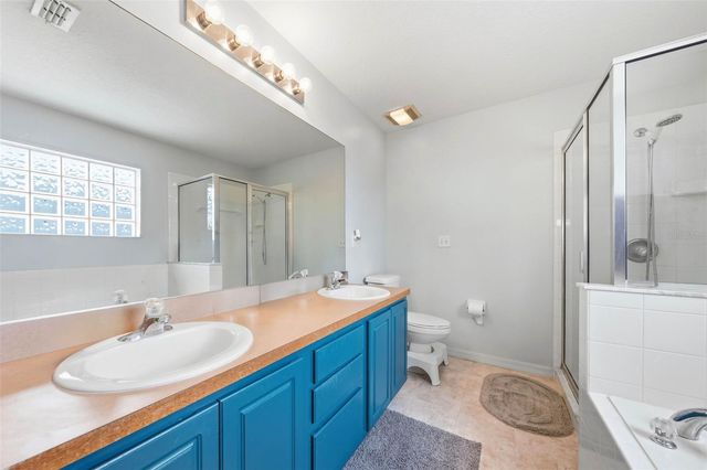 812 SHORE BREEZE WAY, Minneola, FL 34715