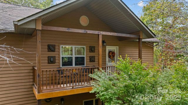 24 Pine Bluff Road 17, Whittier, NC 28789