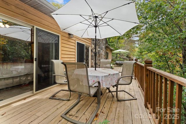 24 Pine Bluff Road 17, Whittier, NC 28789