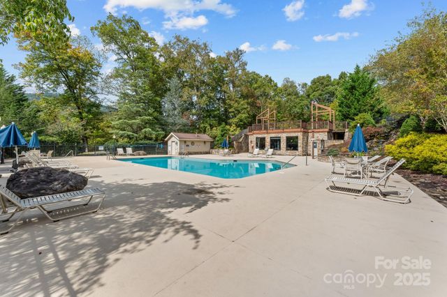 24 Pine Bluff Road 17, Whittier, NC 28789