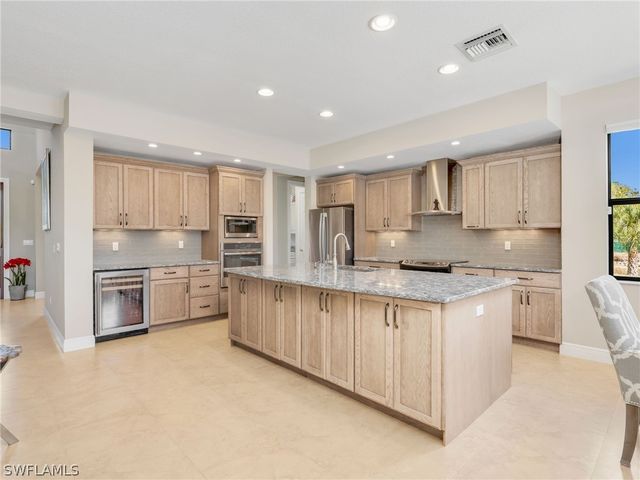 3160 27th AVE SW, Naples, FL 34117