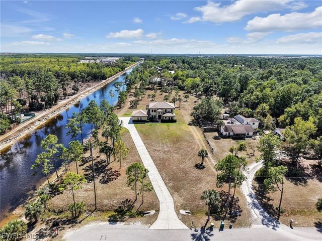 3160 27th AVE SW, Naples, FL 34117