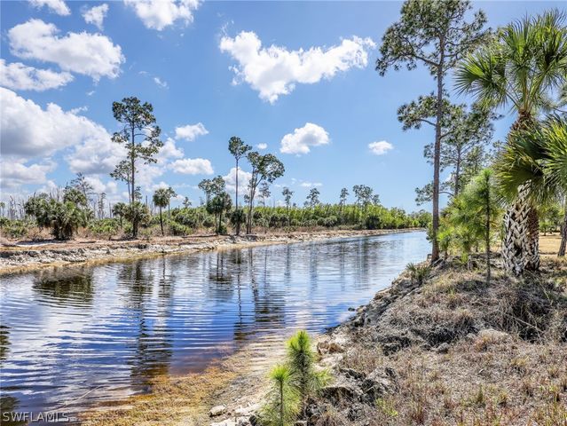 3160 27th AVE SW, Naples, FL 34117