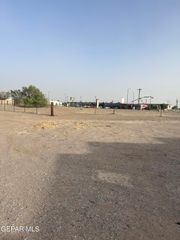 152 WHITNEY Way, El Paso, TX 79907