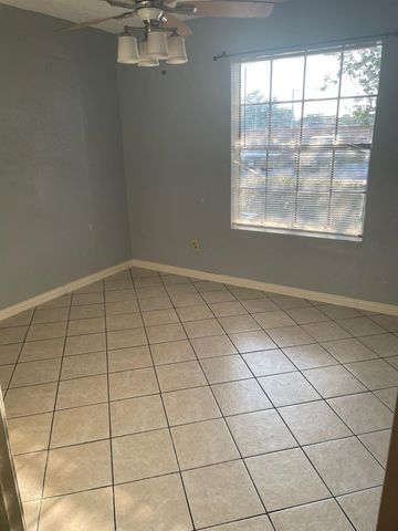 12660 Ashford Point Drive 413, Houston, TX 77082