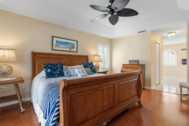 1 CLEARVIEW COURT S, Palm Coast, FL 32137