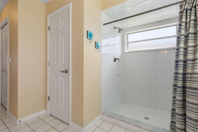 1 CLEARVIEW COURT S, Palm Coast, FL 32137