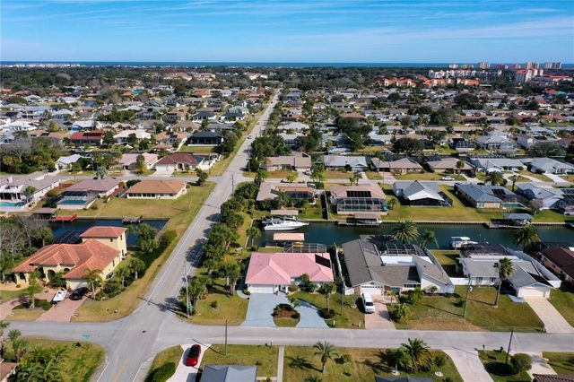 1 CLEARVIEW COURT S, Palm Coast, FL 32137