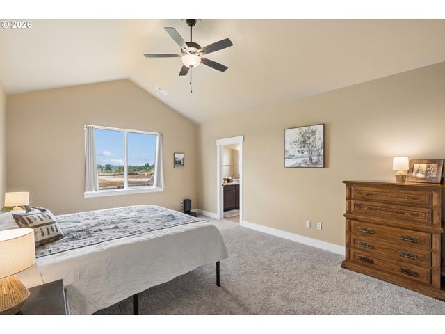 3146 Ne SAMSON Ave, Estacada, OR 97023