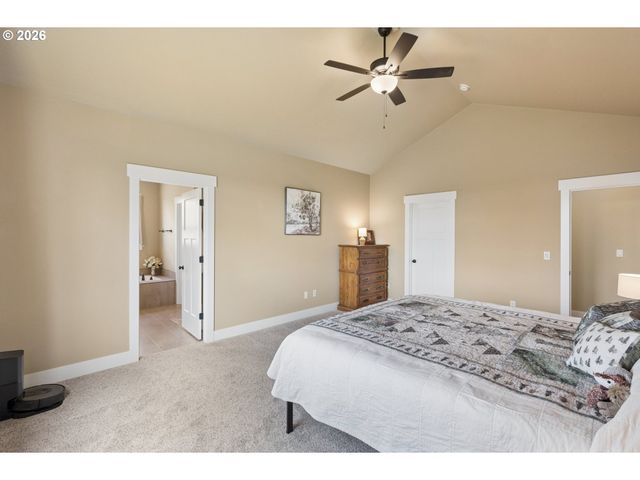 3146 Ne SAMSON Ave, Estacada, OR 97023