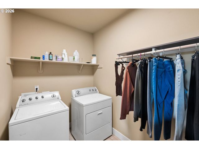 3146 Ne SAMSON Ave, Estacada, OR 97023