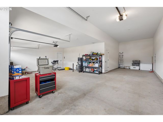 3146 Ne SAMSON Ave, Estacada, OR 97023