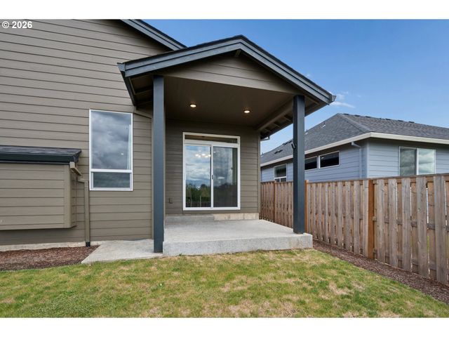 3146 Ne SAMSON Ave, Estacada, OR 97023