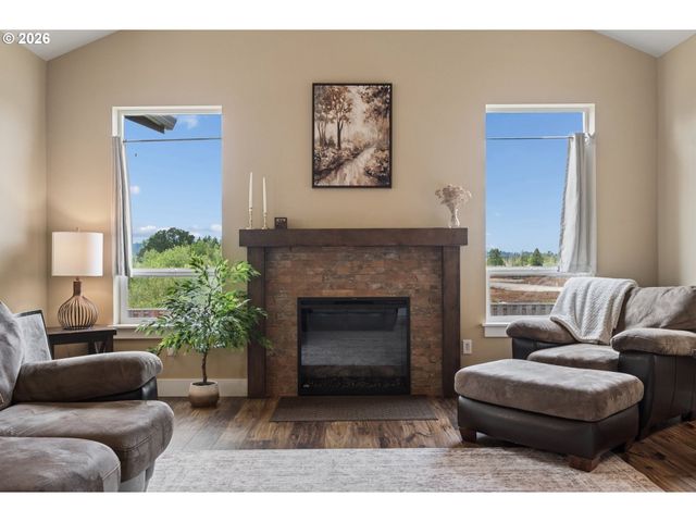 3146 Ne SAMSON Ave, Estacada, OR 97023