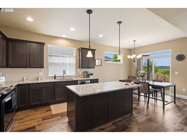 3146 Ne SAMSON Ave, Estacada, OR 97023