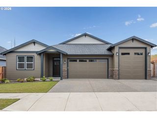 3146 Ne SAMSON Ave, Estacada, OR 97023