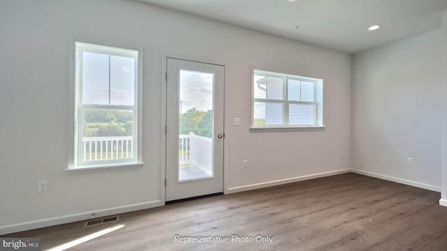 136 MARISSA CT, Newmanstown, PA 17073