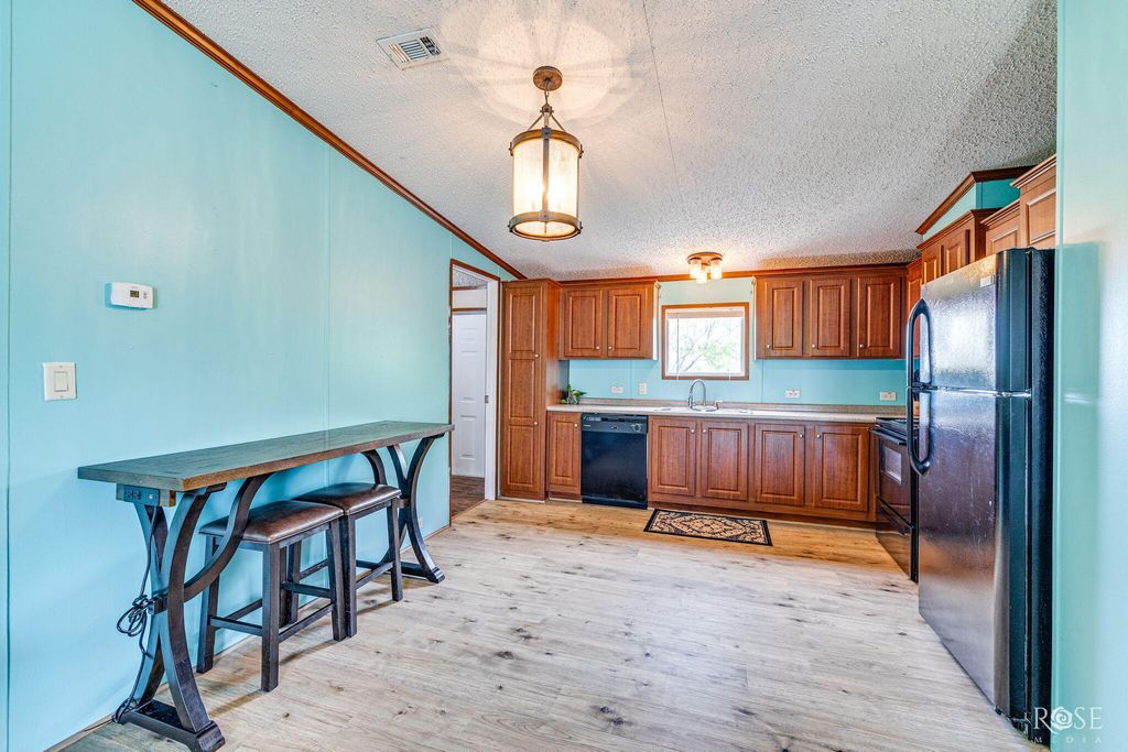 Image 9 of property listing at 11833 Pin Oak Road, Carlsbad, TX 76934