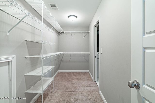 8817 Stara Way, Jeffersontown, KY 40299