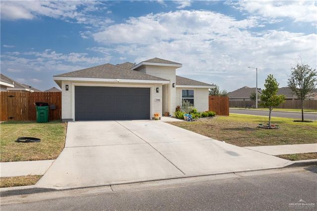 2201 N 26th Drive, Hidalgo, TX 78557