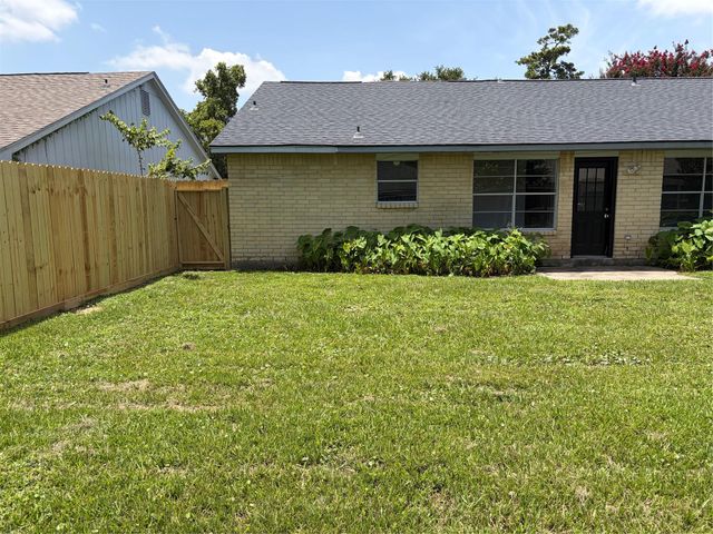 5827 Skewen Street, Humble, TX 77346